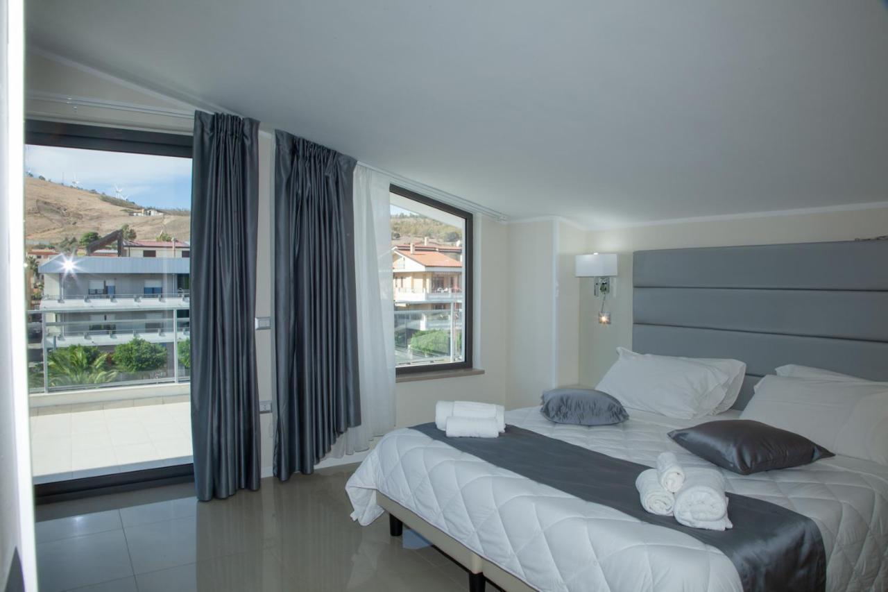 Hotel Dolce Stella Torre Melissa Exteriör bild